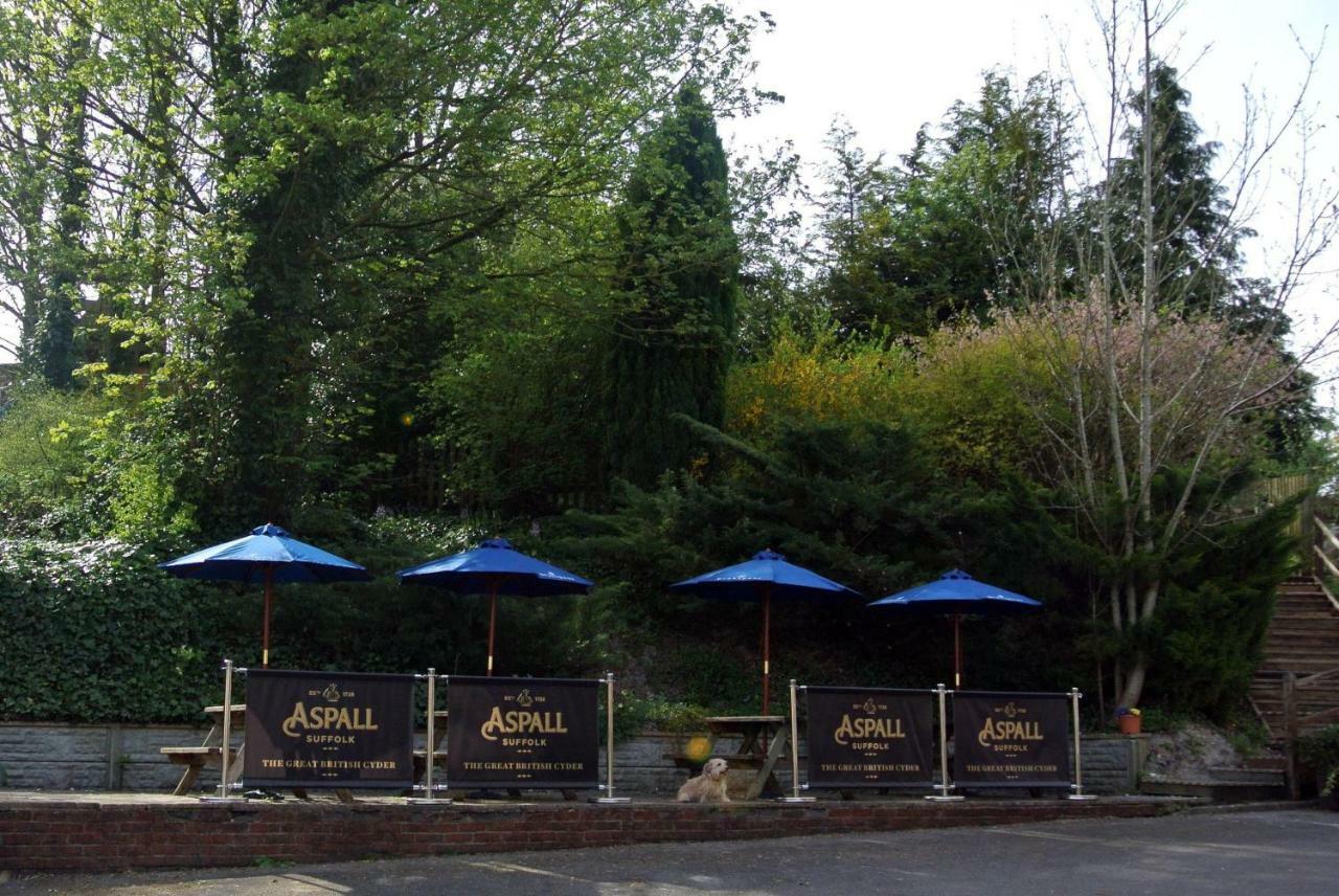 The Barleycorn Inn Collingbourne Ducis Экстерьер фото
